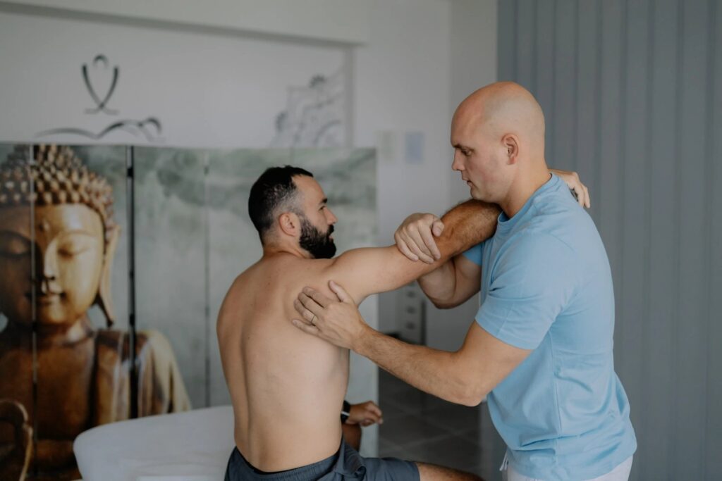 Dornova metoda + Breussova masáž